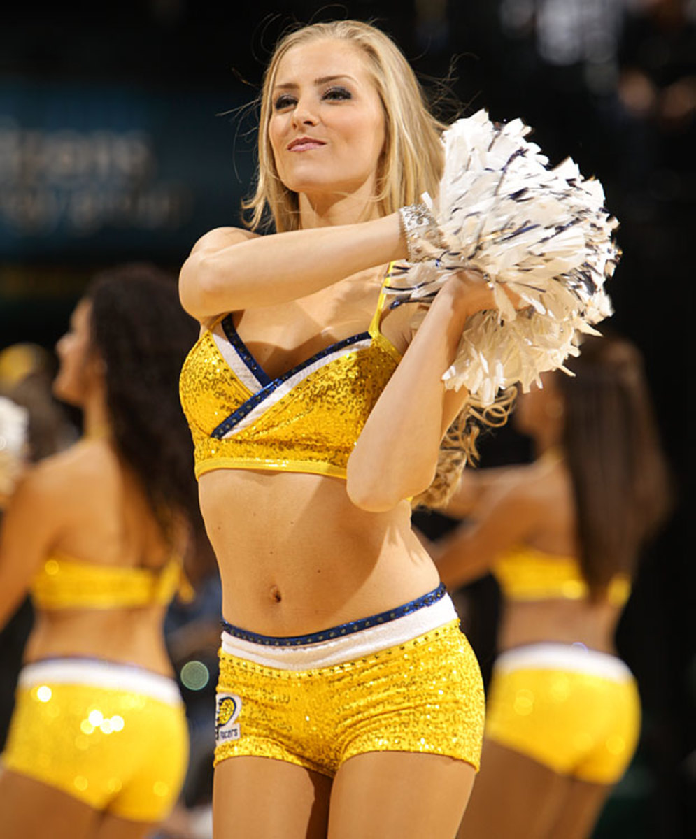 140512155618-indiana-pacers-pacemates-dancers-186657661-10-single-image-cut.jpg
