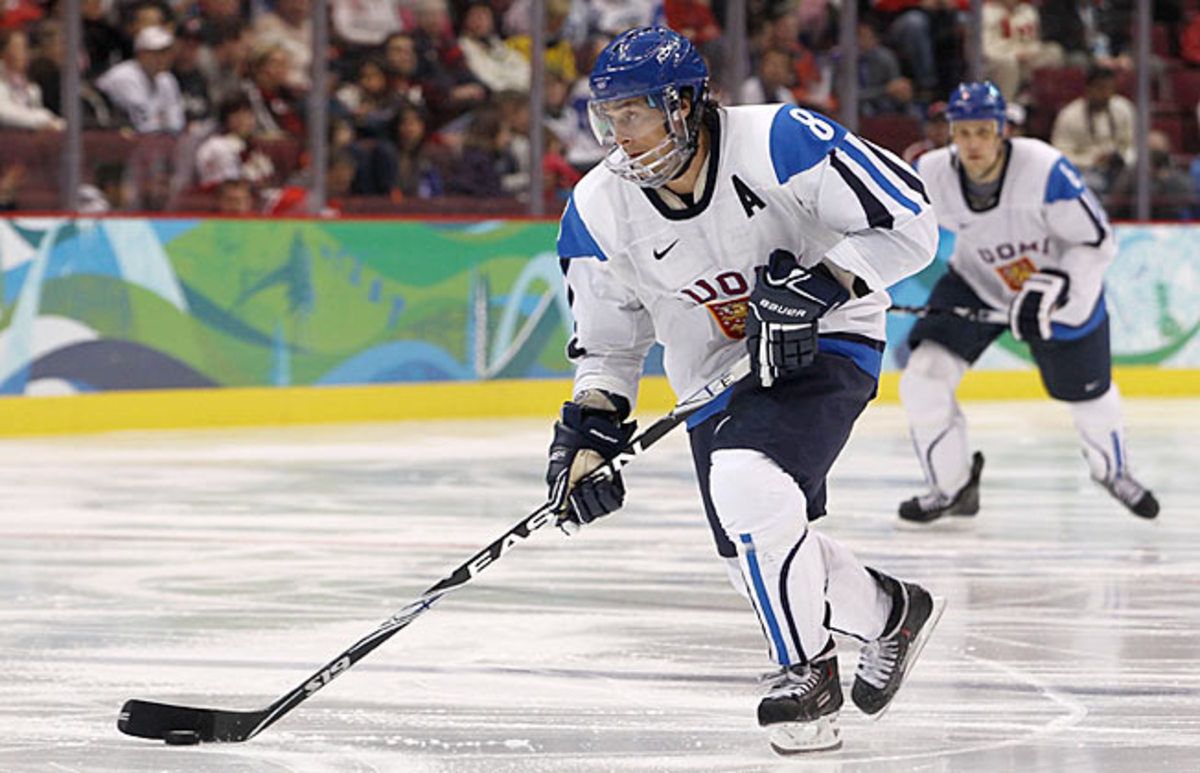 Teemu Selanne, the ageless Finnish Flash, is in the final season of his illustrious NHL career.