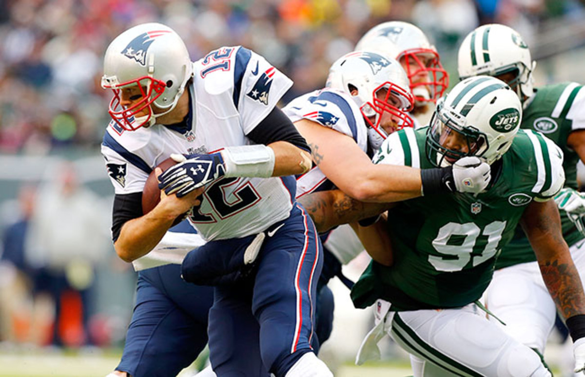 Tom Brady hasn't had a lot of fun against the Jets in MetLife.