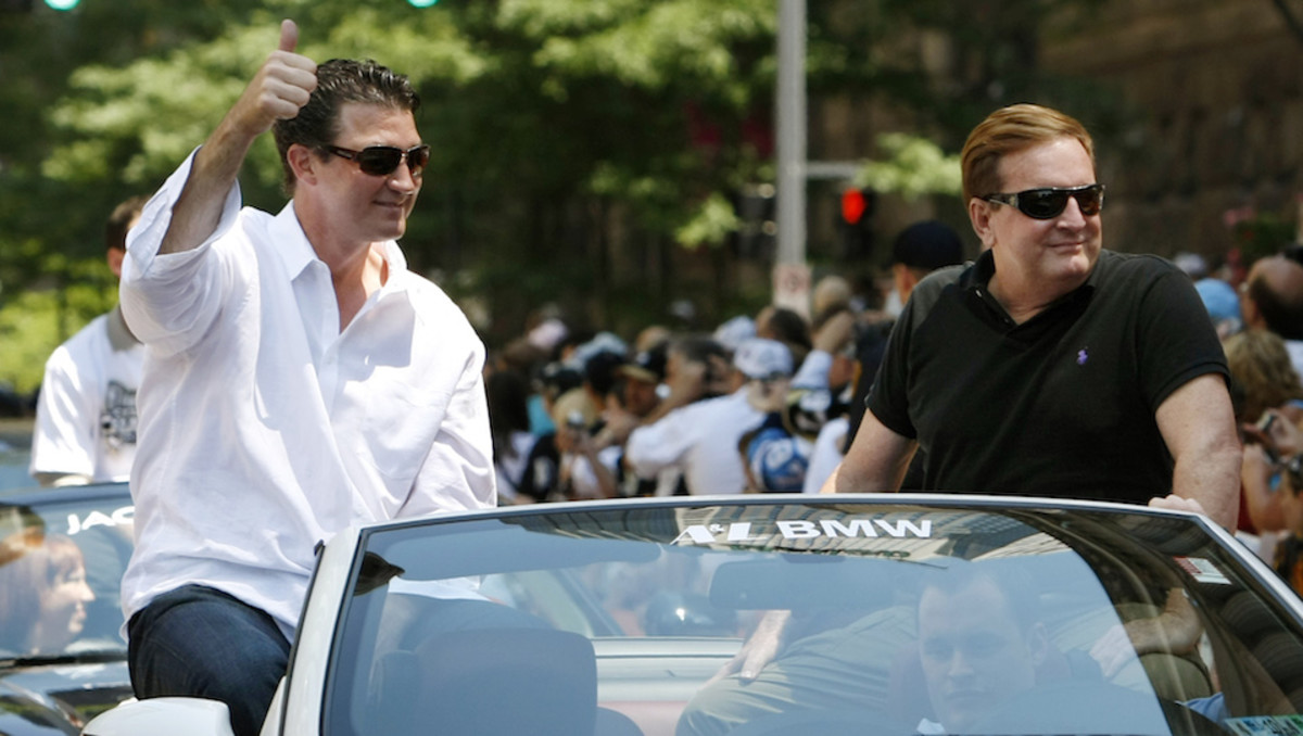 Pittsburgh Penguins owners Mario Lemieux, Ron Burkle look at sale ...