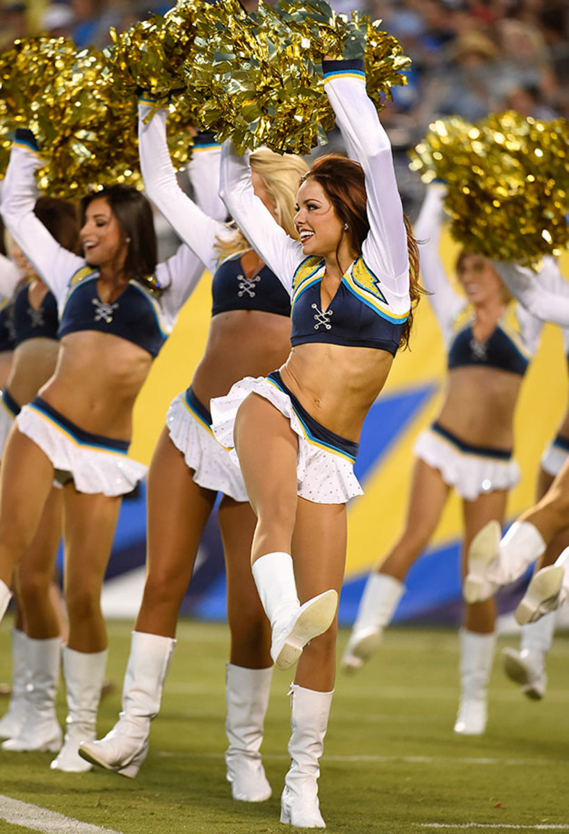 San-Diego-Charger-Girls-cheerleaders-AP_378820275563.jpg