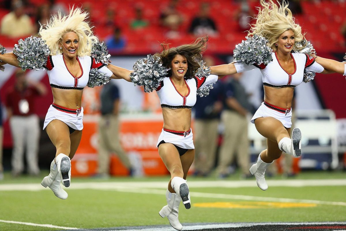 Atlanta-Falcons-cheerleaders-AP_61302204546.jpg
