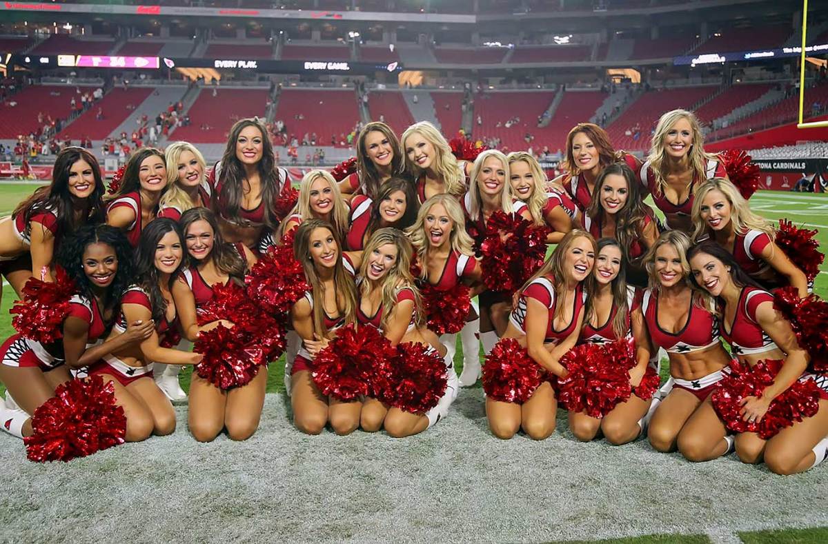 Arizona-Cardinals-cheerleaders-YDX_3737.jpg