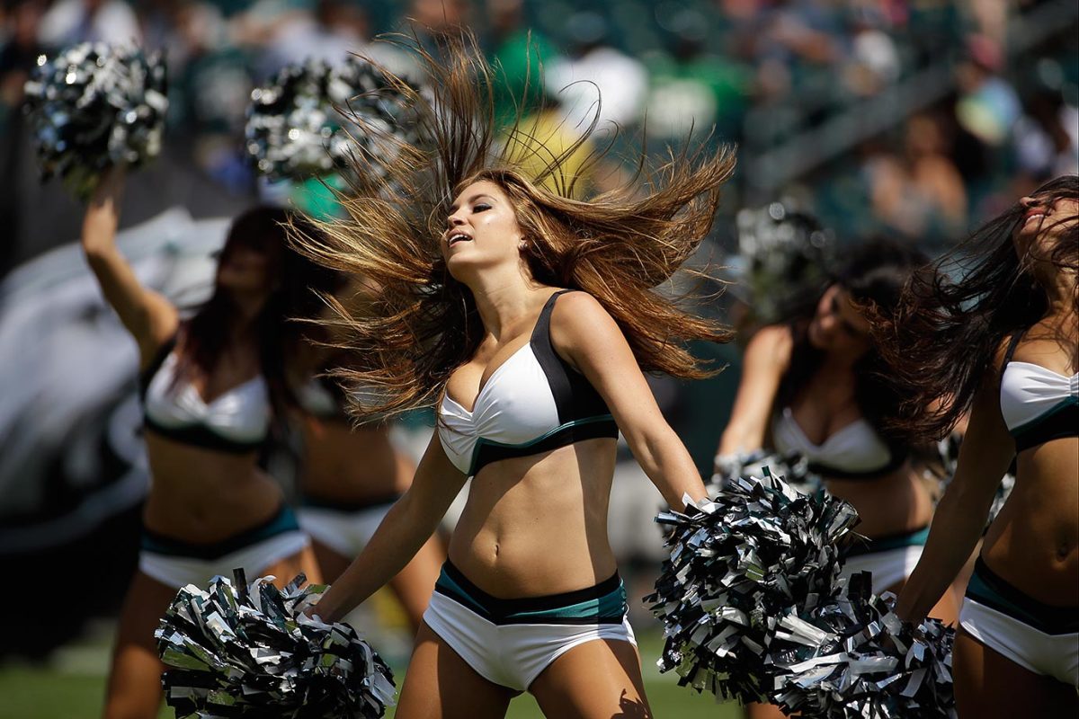 Philadelphia-Eagles-cheerleaders-AP_828508904529.jpg
