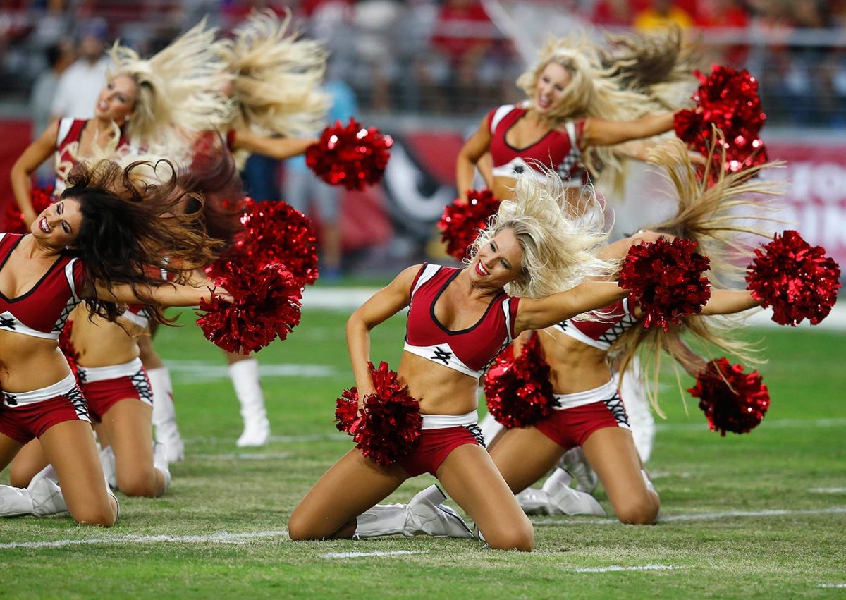 Arizona-Cardinals-cheerleaders-AP_571532639296.jpg