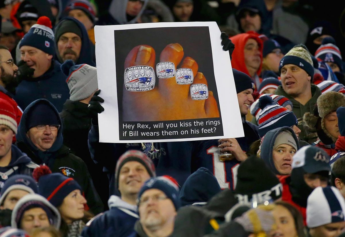 2015-1123-New-England-Patriots-fan-sign-Rex-Ryan-foot-fetish.jpg