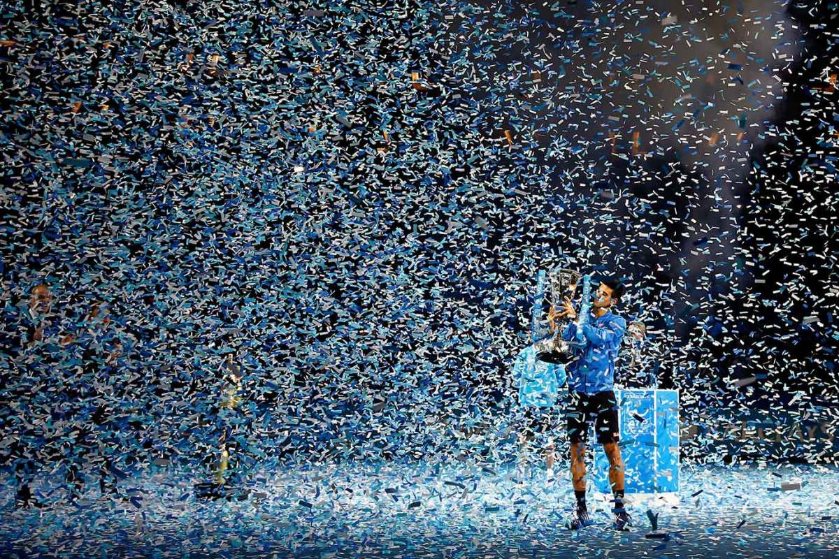 2015-1122-Novak-Djokovic-confetti.jpg