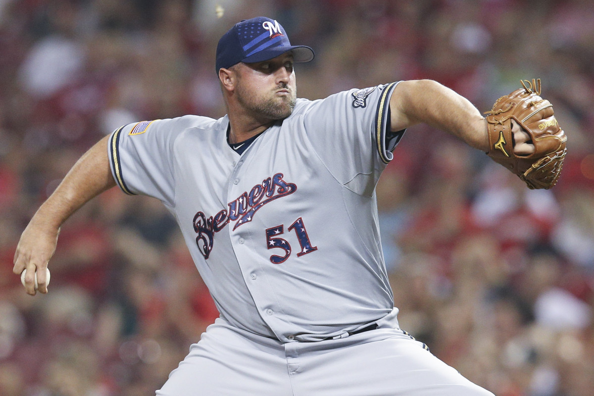 Cardinals get reliever Jonathan Broxton from Brewers Sports Illustrated