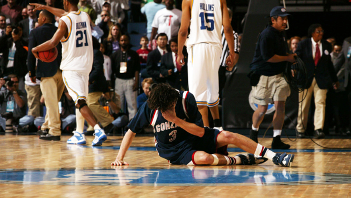 adam morrison gonzaga crying