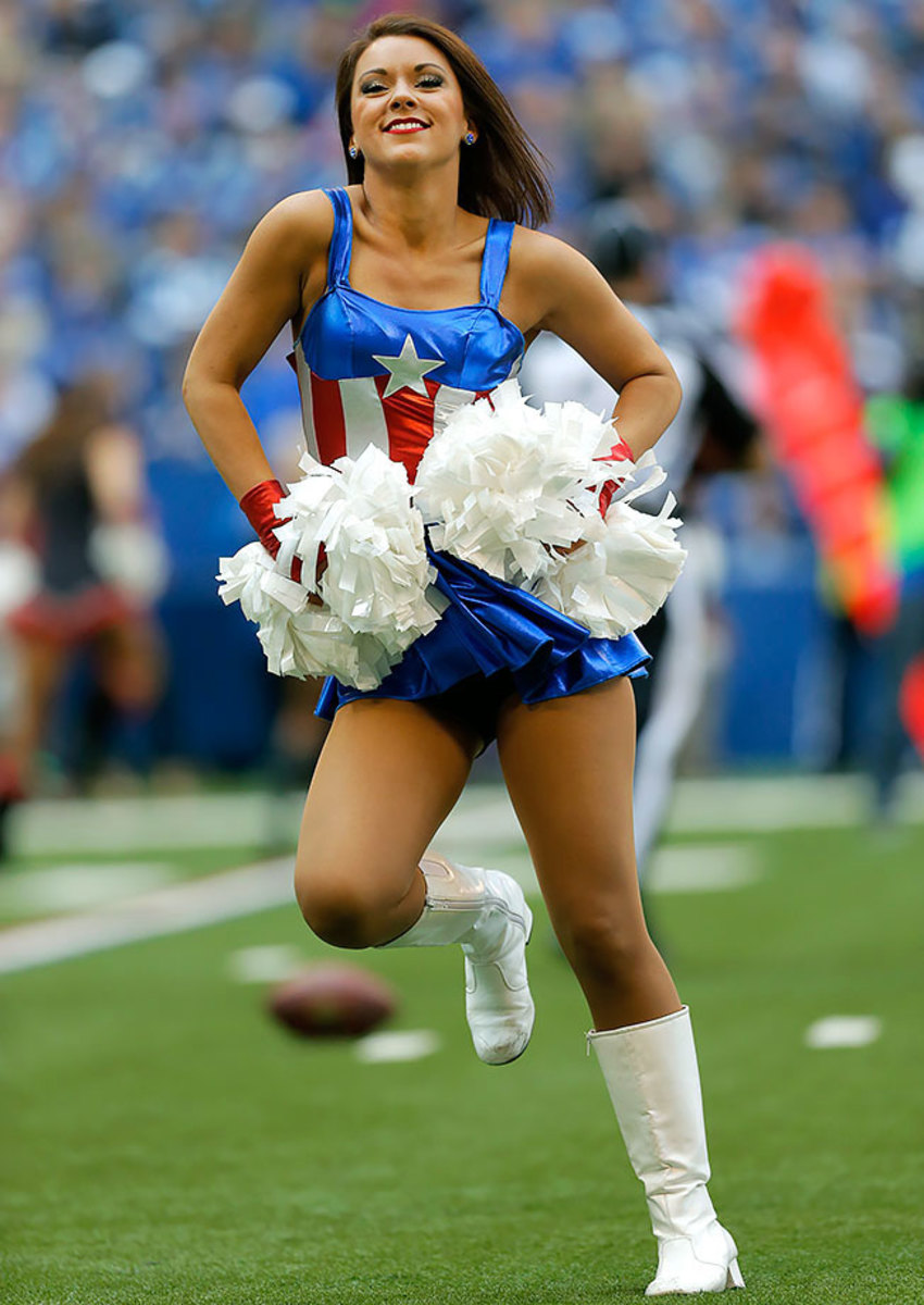 Indianapolis-Colts-cheerleaders-DBF2015102522_Saints_at_Colts_10_25_15.jpg