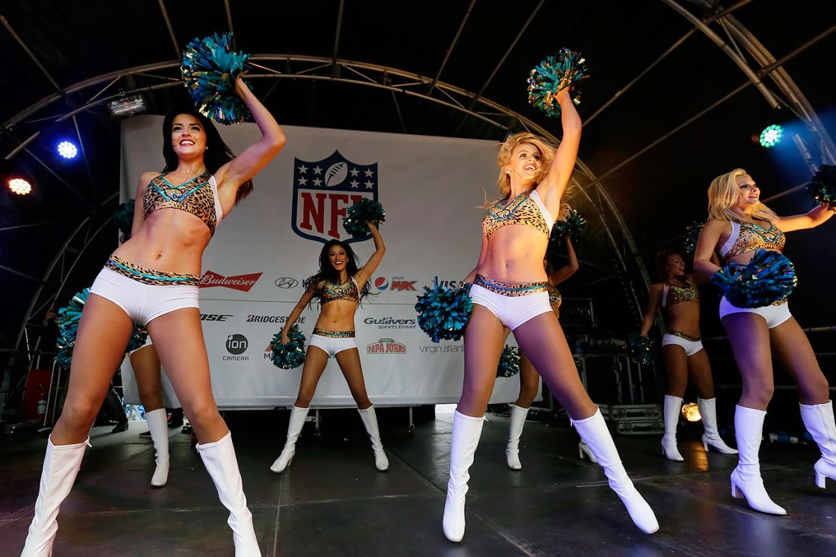 Jacksonville-Jaguars-ROAR-cheerleaders-AP_568709065968.jpg