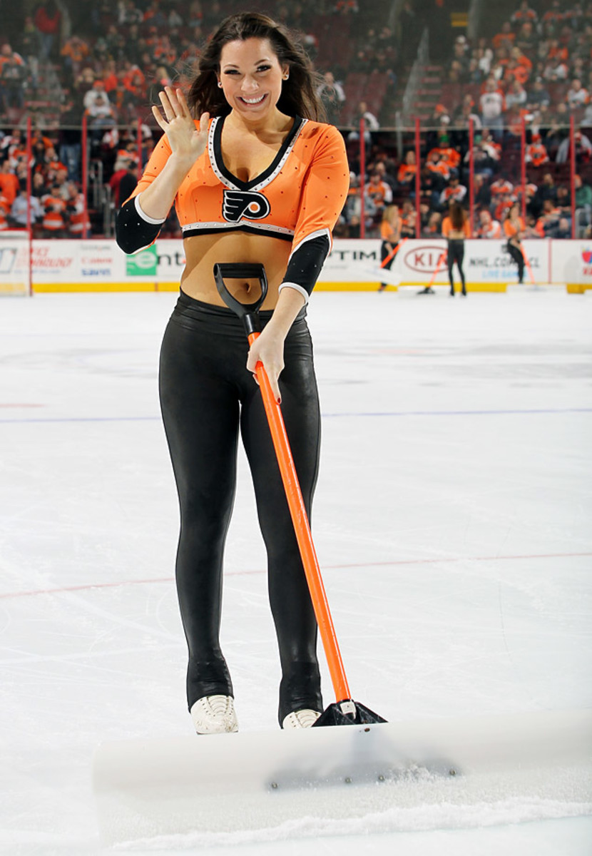 Philadelphia-Flyers-Ice-Girls-461693252_10.jpg