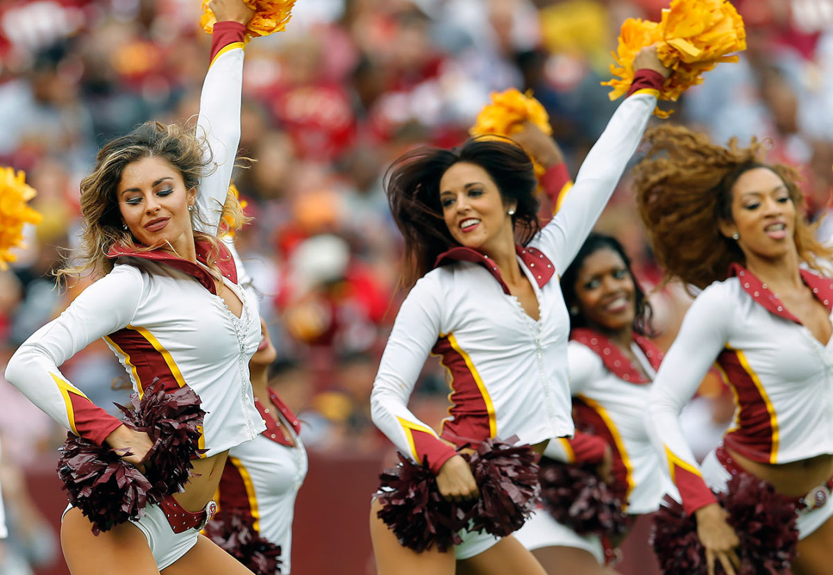 Washington-Redskins-cheerleaders-AP_391601717756.jpg