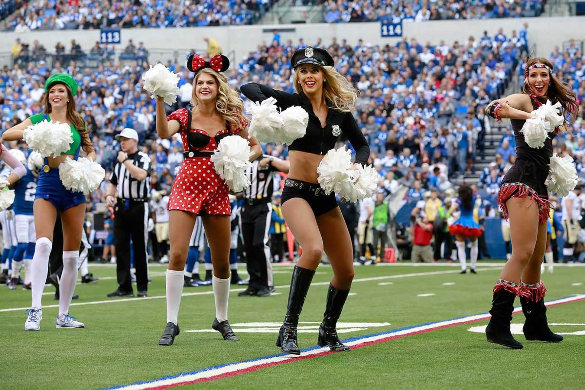 Indianapolis-Colts-cheerleaders-AP_477277628136.jpg