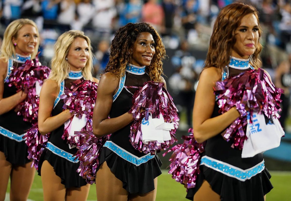 Carolina-Panthers-TopCats-cheerleaders-CDA151025023_Eagles_at_Panthers.jpg