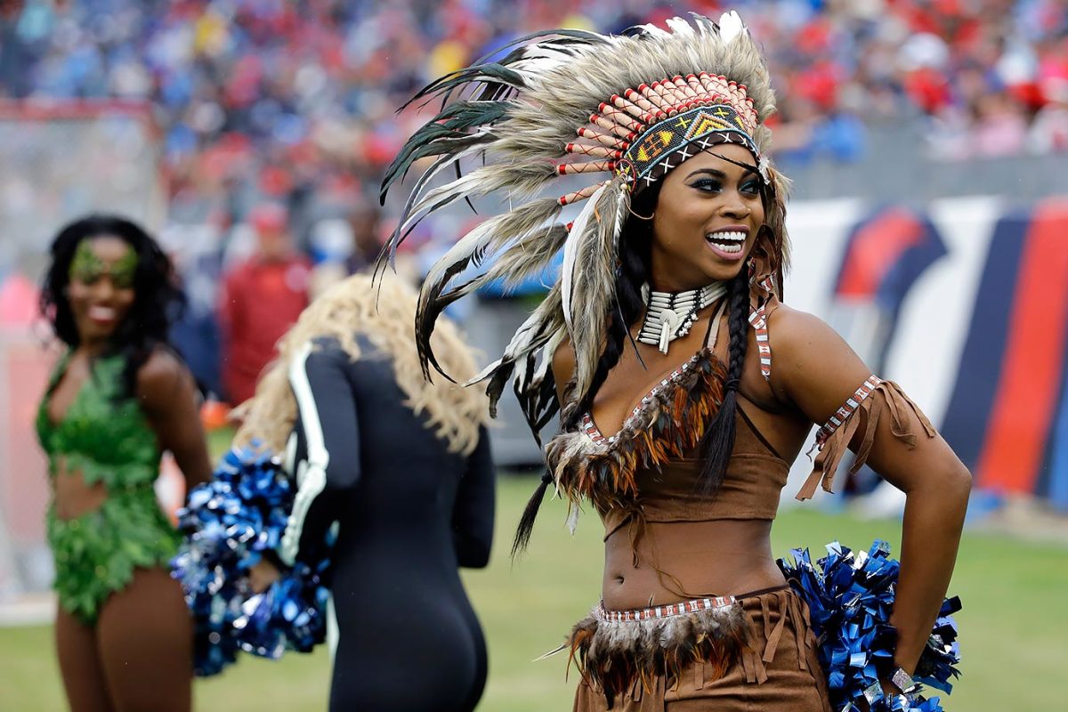 Tennessee-Titans-cheerleaders-AP_574082011558.jpg