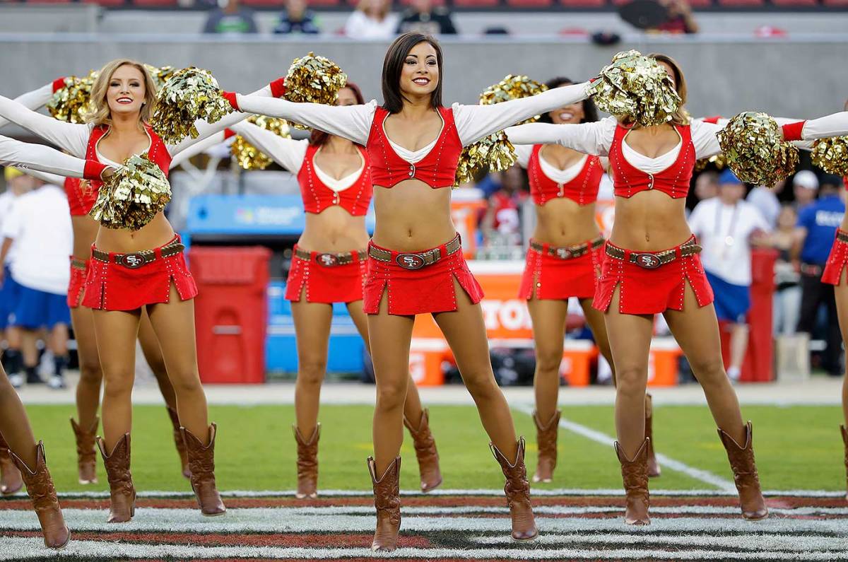 San-Francisco-49ers-Gold-Rush-cheerleaders-AP_318740966042.jpg