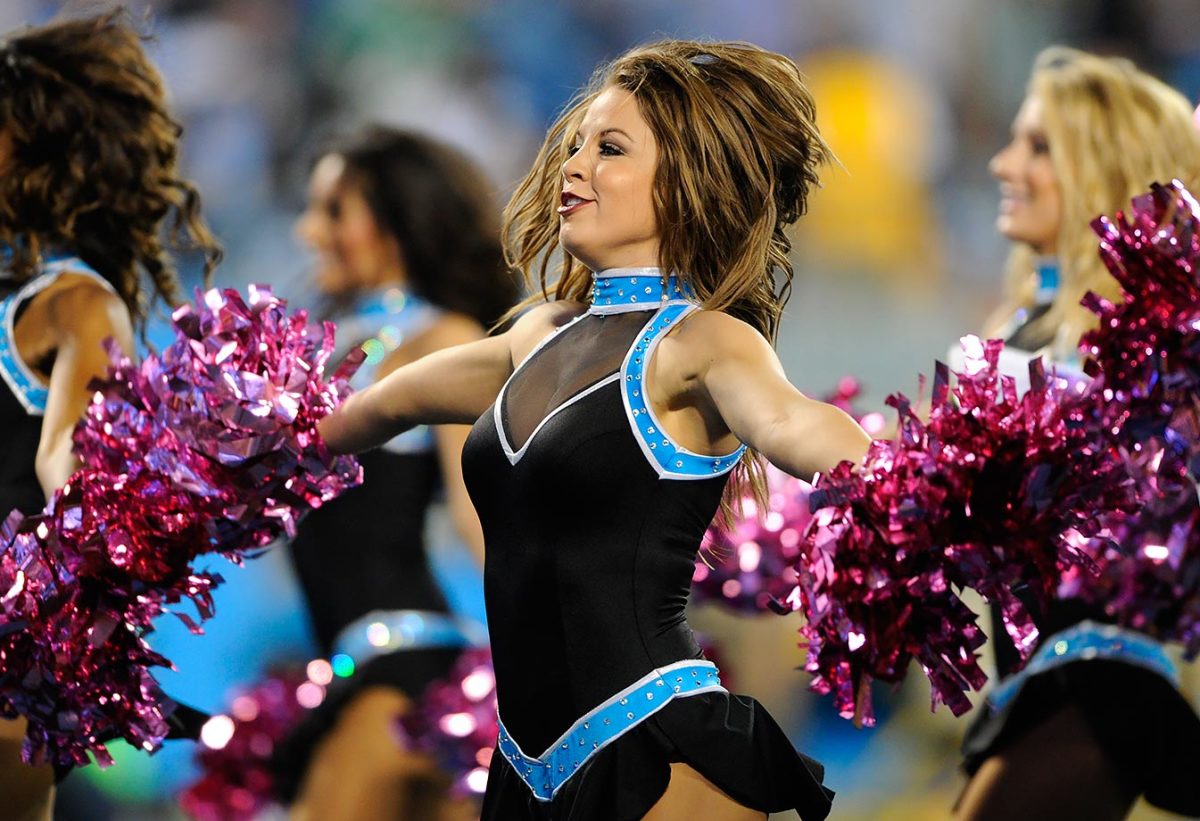 Carolina-Panthers-TopCats-cheerleaders-AP_166745357721.jpg