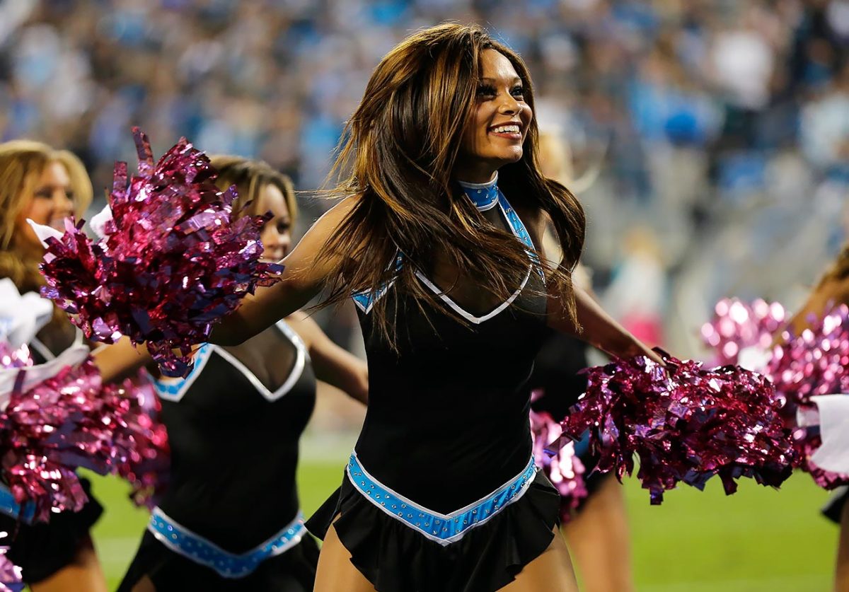 Carolina-Panthers-TopCats-cheerleaders-AP_631623302685.jpg