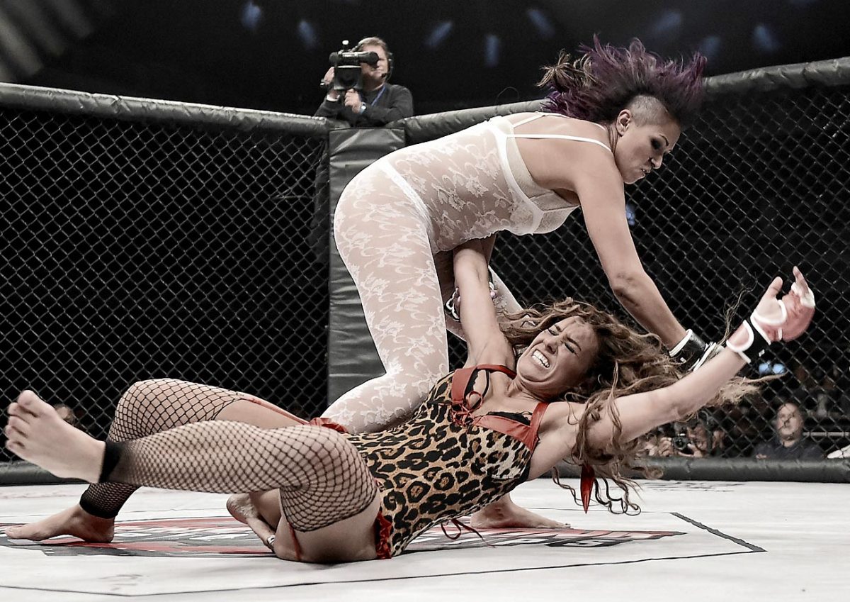 Lingerie-Fighting-Championships-483522616_master.jpg