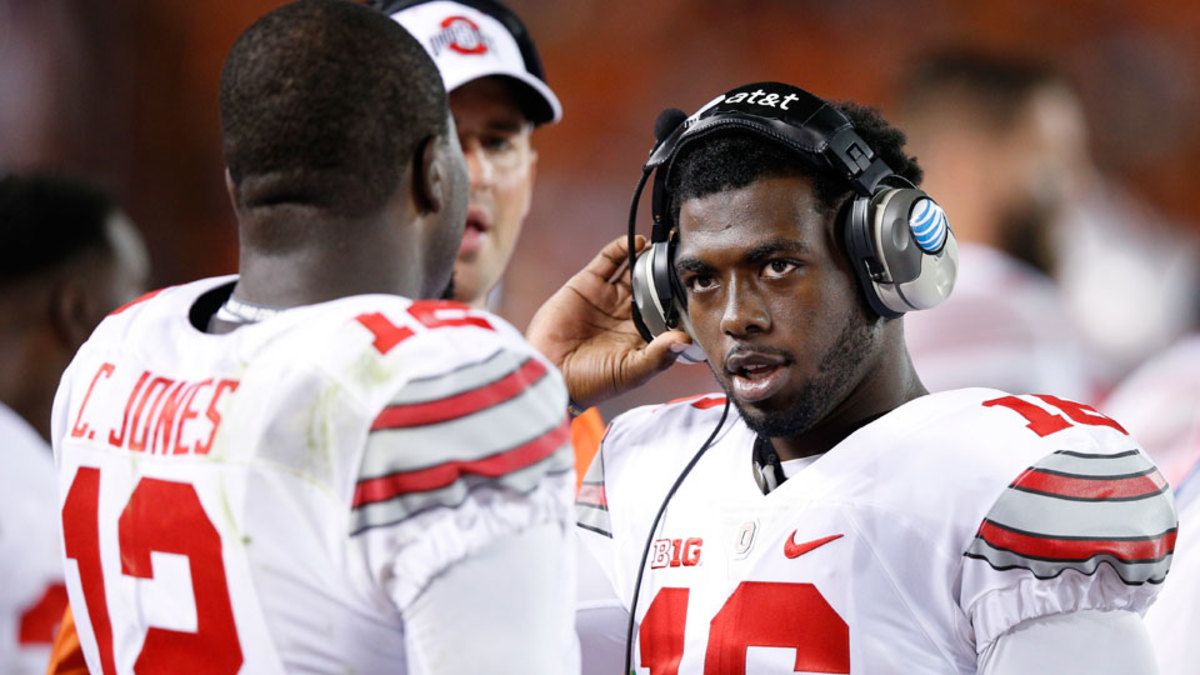 thumbnail image 2 of Sports Illustrated December 12, 2016 - JT Barrett Ohio State Buckeyes (No Label) 2 of 5