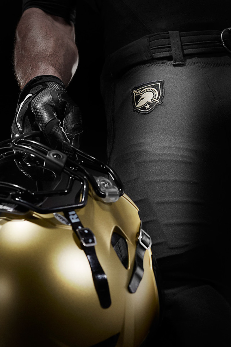army-football-new-uniforms-3.jpg