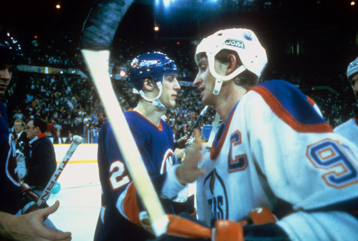 1984-bossy-gretzky-shake.jpg