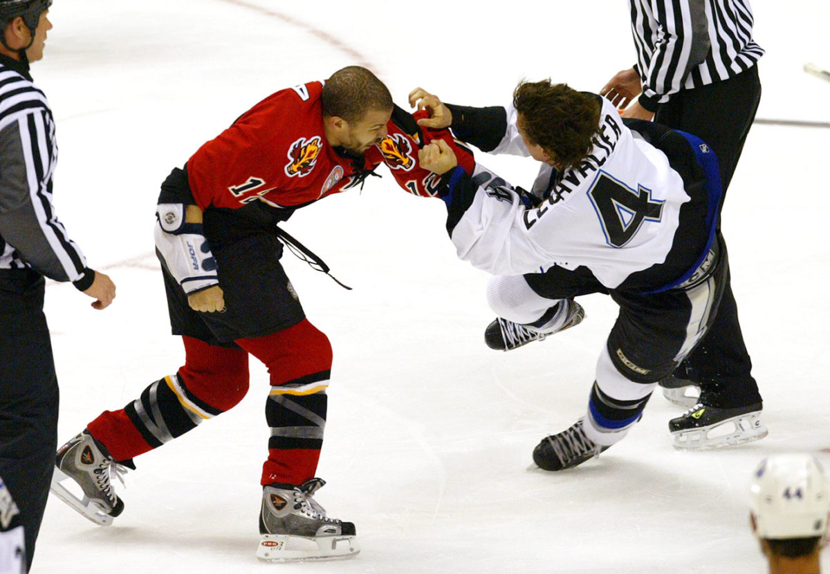 2004-iginla-lecavalier-50967477.jpg