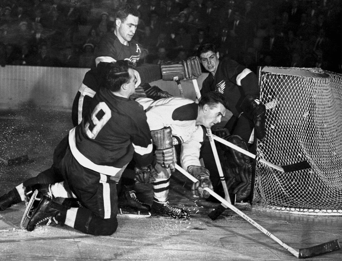 1952-maurice-richard-gordie-howe-red-kelly.jpg