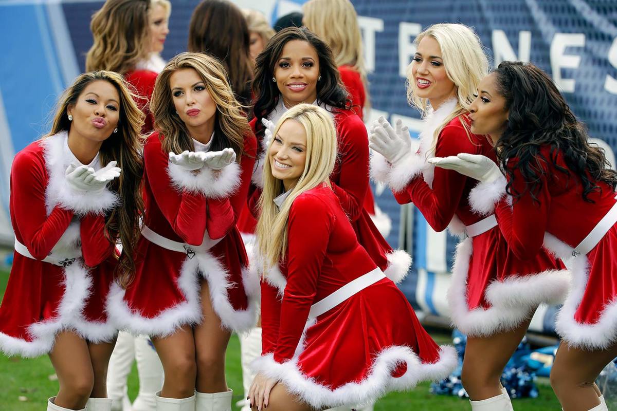 Tennessee-Titans-cheerleaders-AP_375167454718.jpg