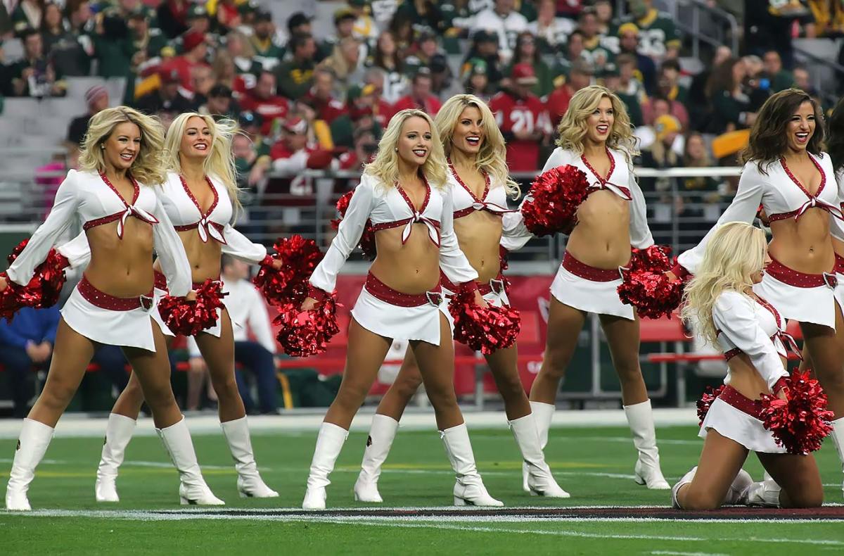 Arizona-Cardinals-cheerleaders-ZYP_4913.jpg