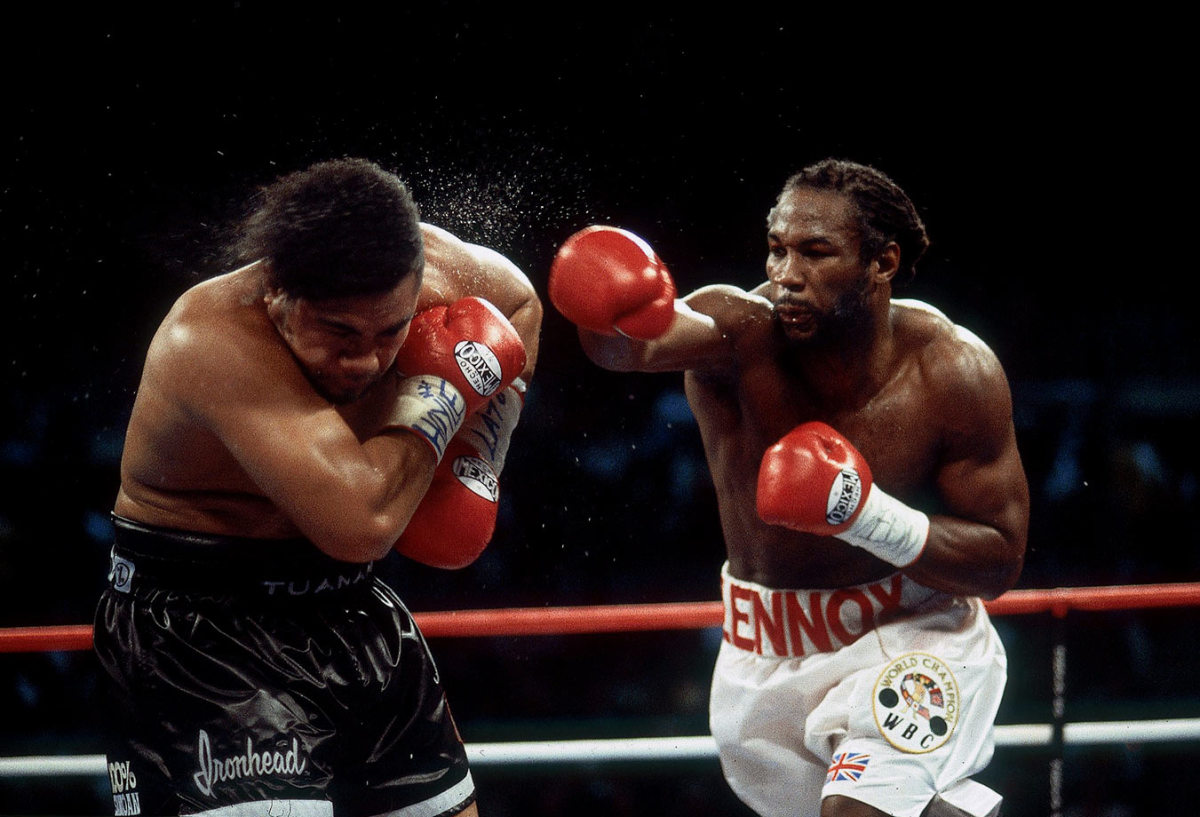 2000-1111-Lennox-Lewis-David-Tua-001155213.jpg