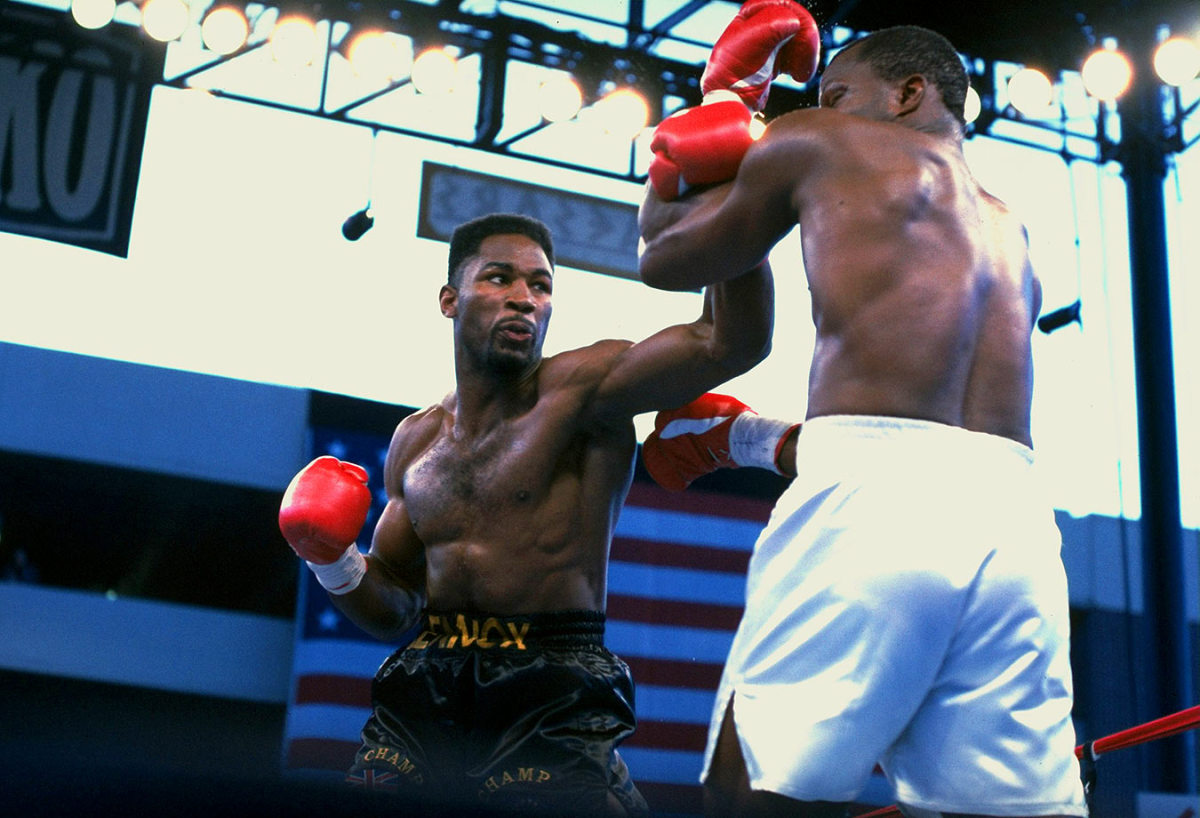 1991-0712-Lennox-Lewis-Mike-Weaver-05241645.jpg