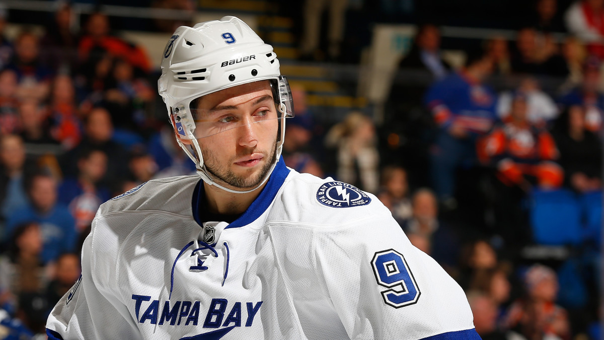 Tampa Bay Lightning defenseman Victor Hedman, center Tyler Johnson