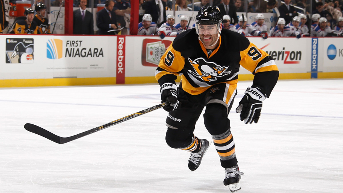 Pascal Dupuis Penguins RW cleared to work out after blood clot Sports Illustrated