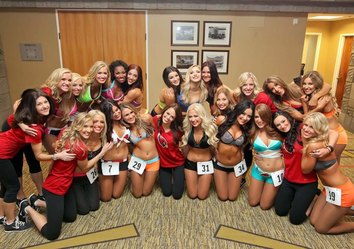 Arizona-Cardinals-Cheerleader-auditions-Y4P_6399.jpg