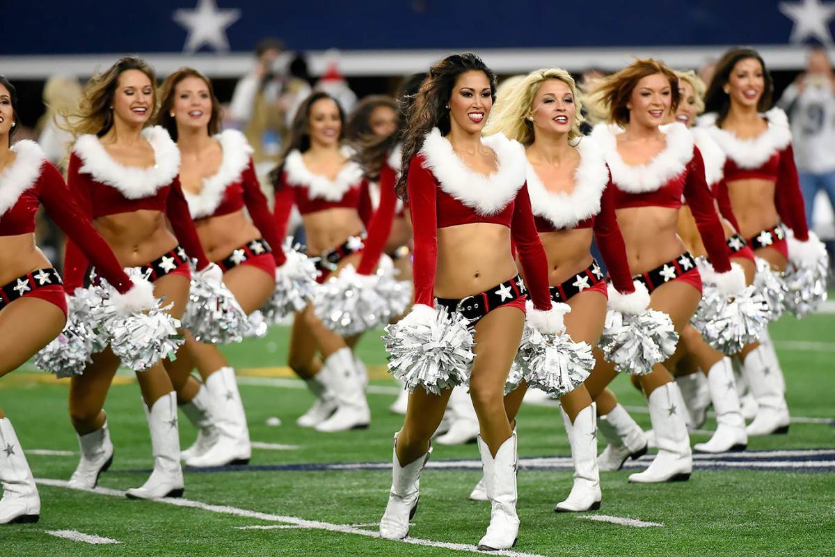Dallas-Cowboys-cheerleaders-AP_756543316599.jpg