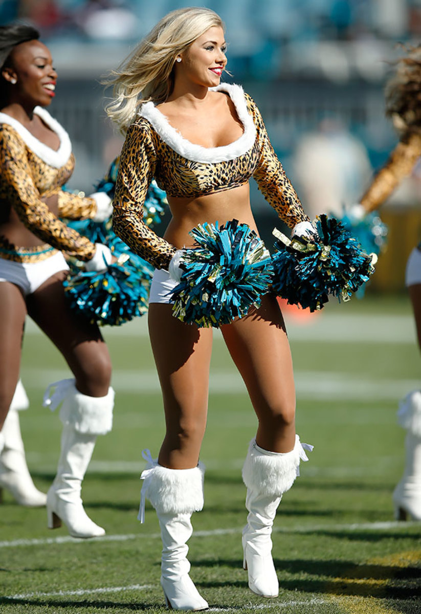 Jacksonville-Jaguars-ROAR-cheerleaders-502112922.jpg