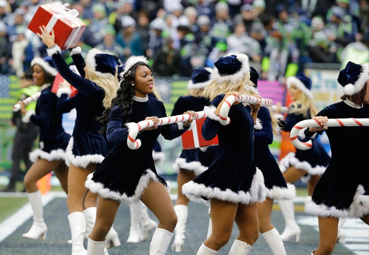 Seattle-Seahawks-Sea-Gals-cheerleaders-AP_895406226659.jpg