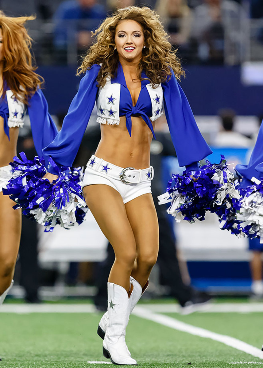 Dallas-Cowboys-cheerleaders-CEY151219306_Jets_AT_Cowboys.jpg