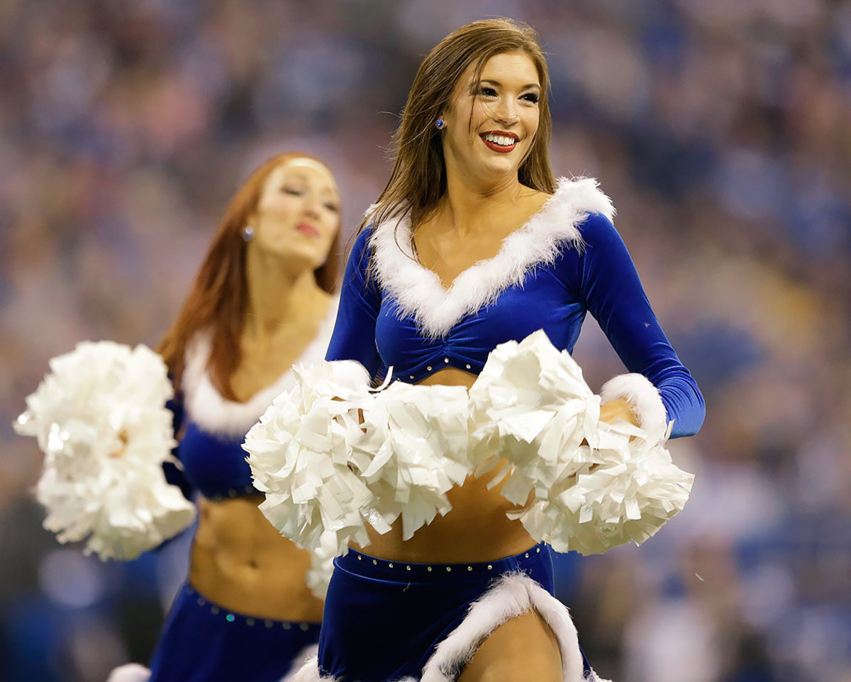 Indianapolis-Colts-cheerleaders-AP_703435626125.jpg