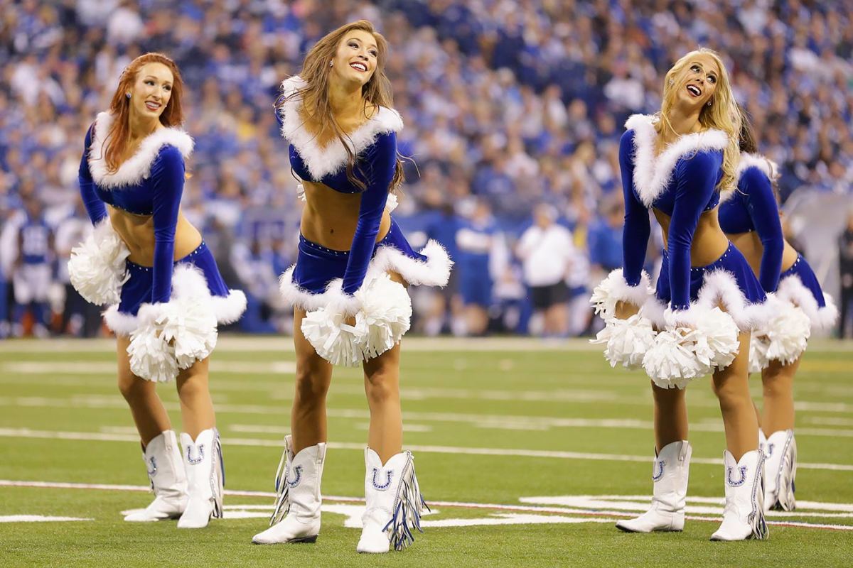 Indianapolis-Colts-cheerleaders-AP_377953136360.jpg