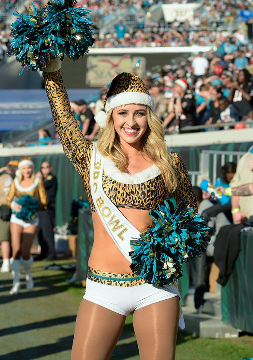 Jacksonville-Jaguars-ROAR-cheerleaders-AP_620698953668.jpg