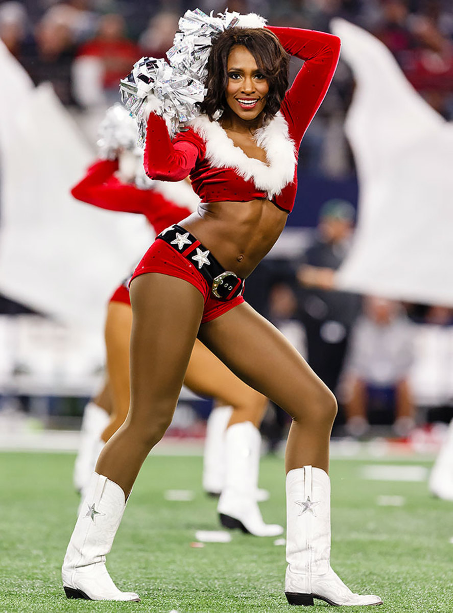 Dallas-Cowboys-cheerleaders-CEY1512191409_Jets_AT_Cowboys.jpg