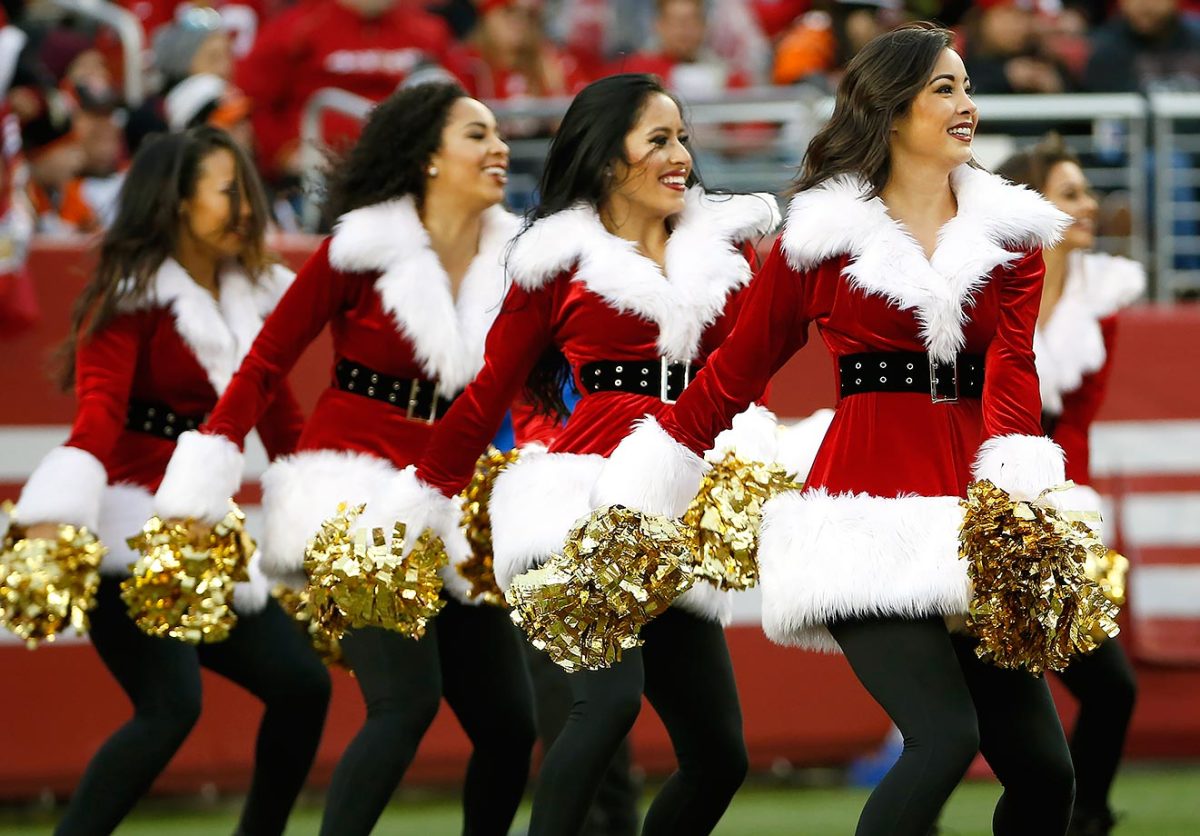 San-Francisco-49ers-Gold-Rush-cheerleaders-AP_794748043818.jpg
