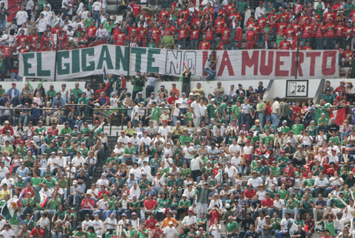 azteca-fans-mexico-inline.jpg