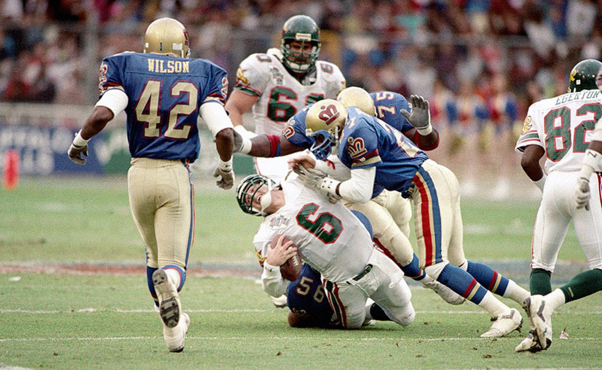 The London Monarchs beat the Barcelona Dragons 21-0 in the inaugural World Bowl in 1991. (Mike Feldman/AP
