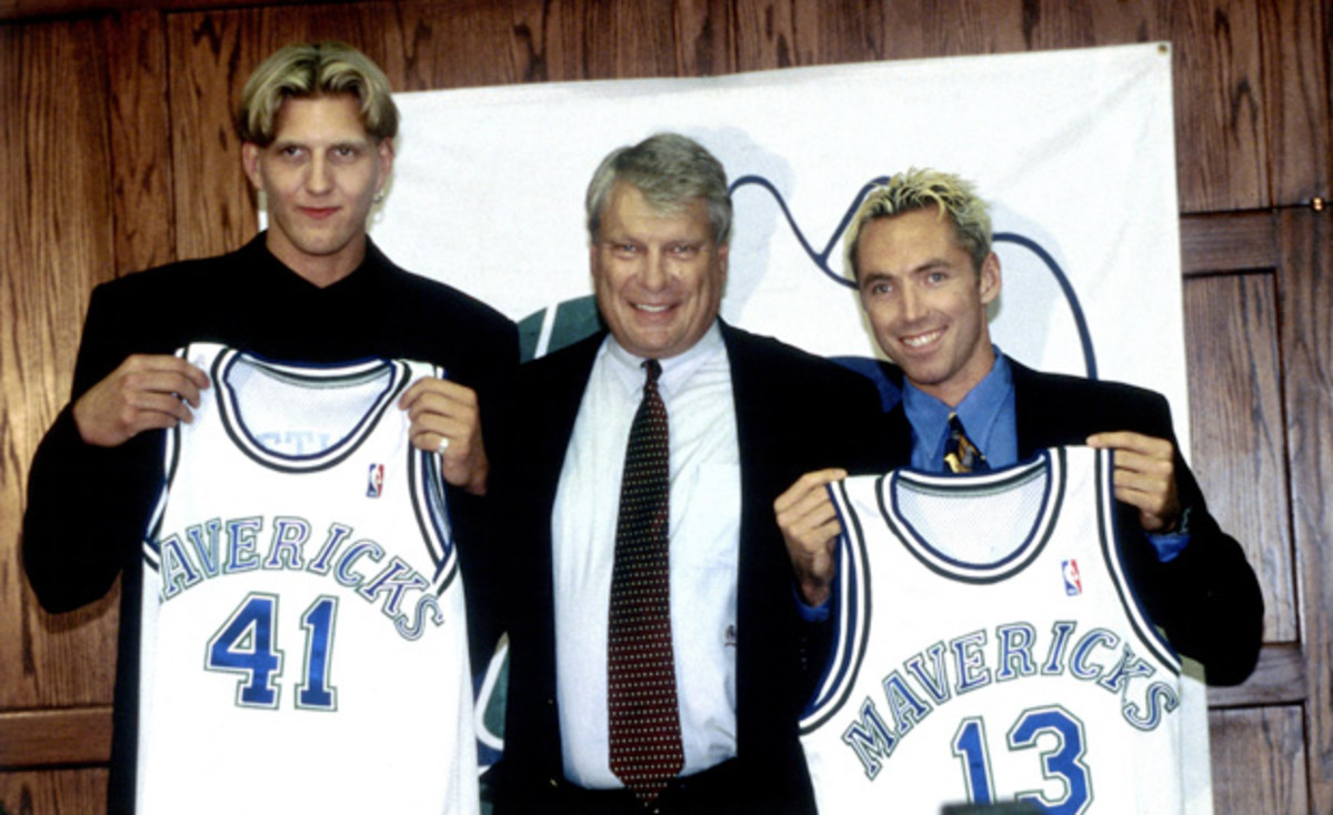Dirk Nowitzki and Steve Nash with head coach Don Nelson after joining the Dallas Mavericks in 1998.