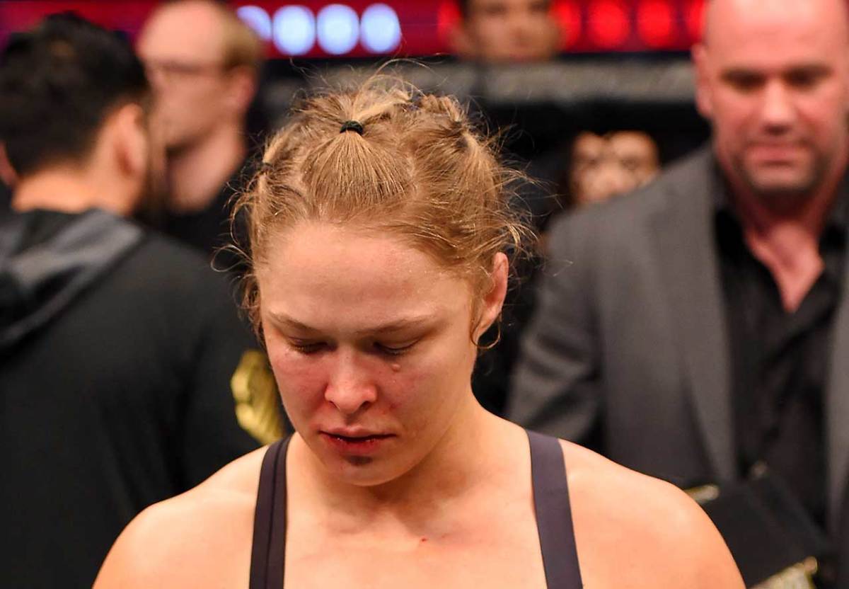 Ronda-Rousey-loses-to-Holly-Holm-16_0.jpg