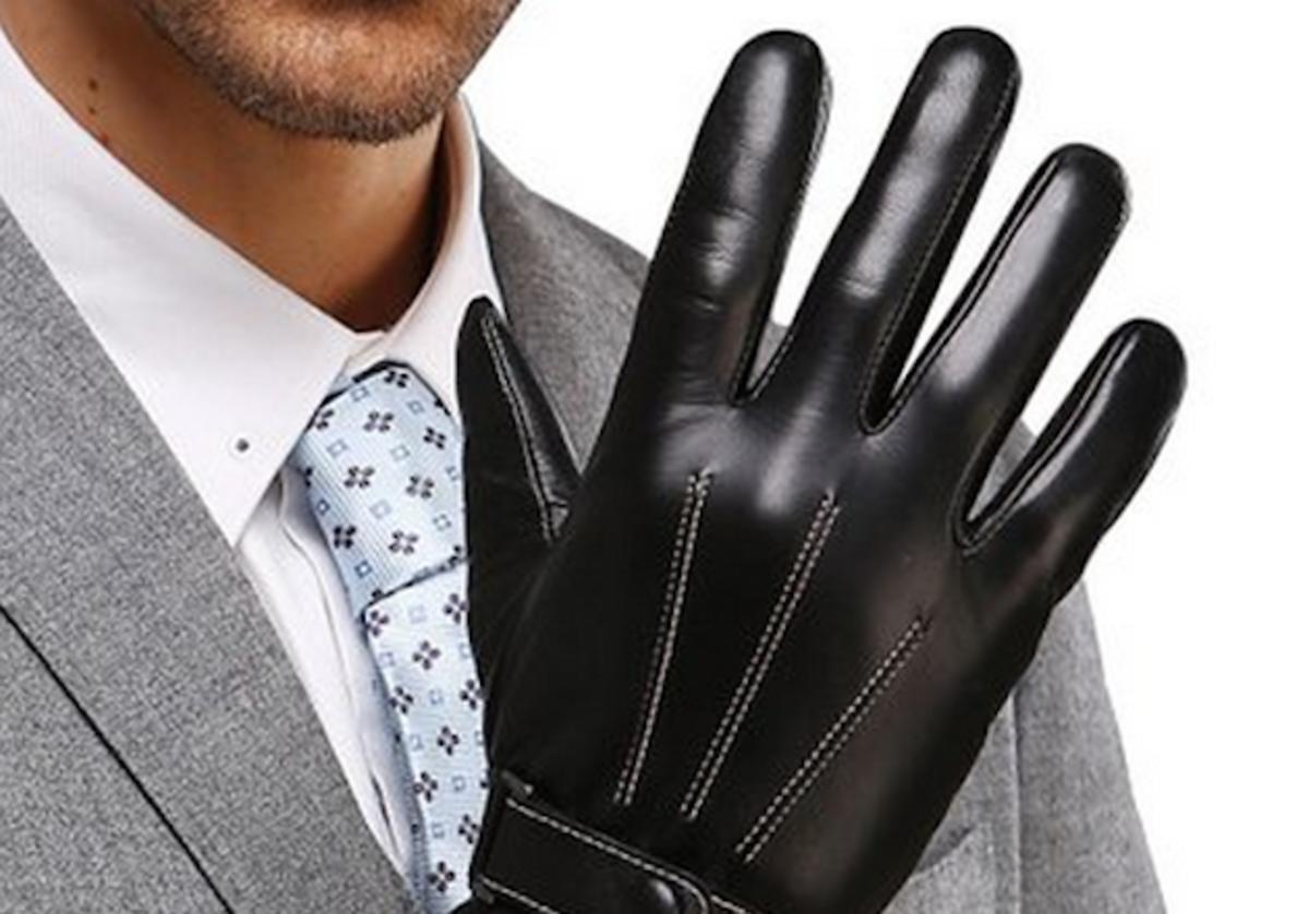 papelbon-gloves.png